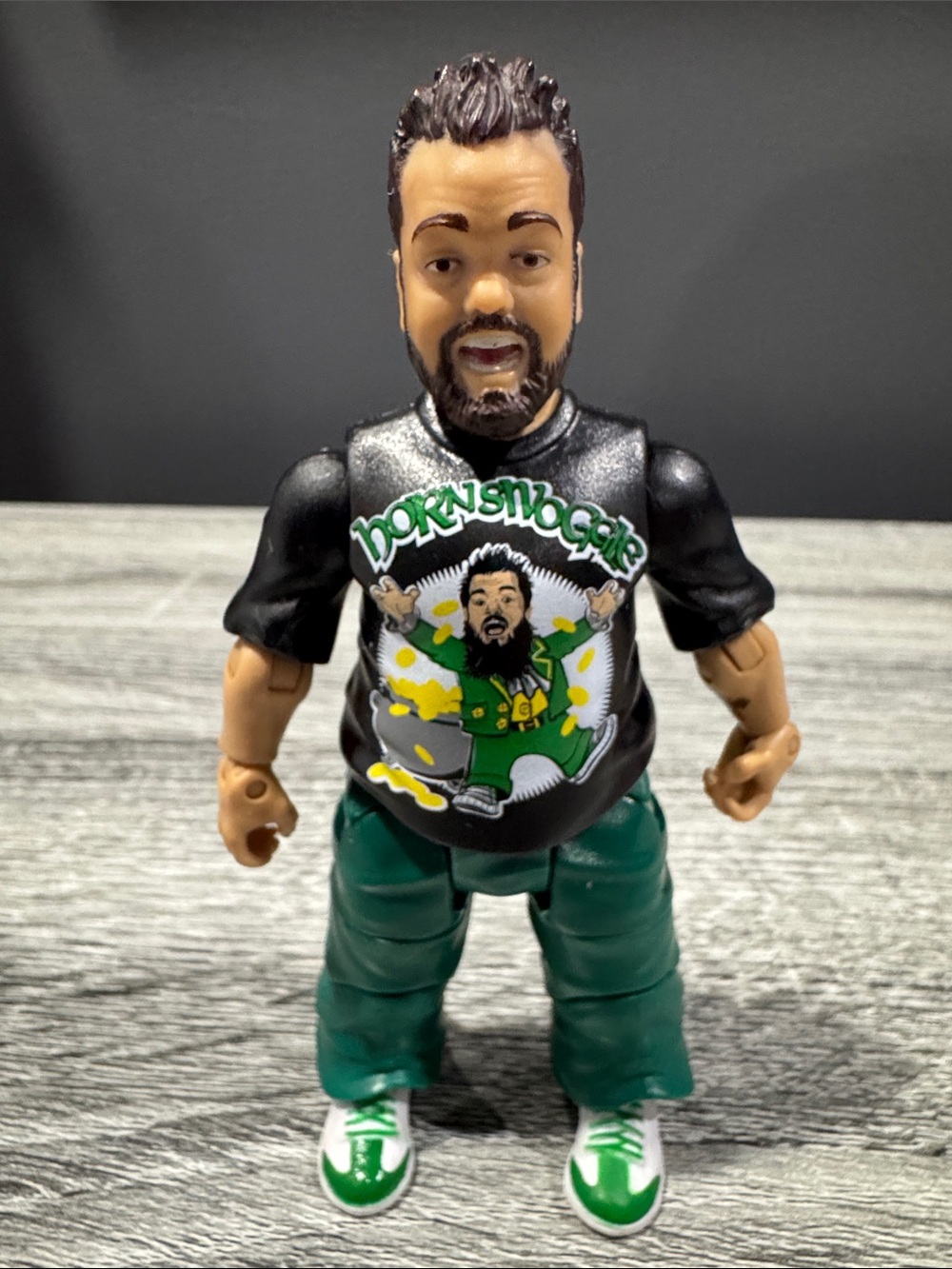 WWE | Basic Series Superstar #38: Hornswoggle (2011) - Collectible Action Figure